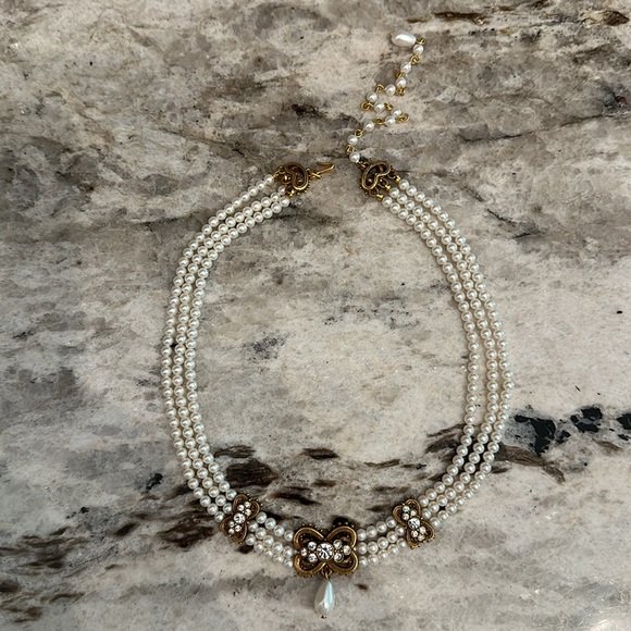 Gold faux Pearl and crystal choker necklace - Picture 4 of 8